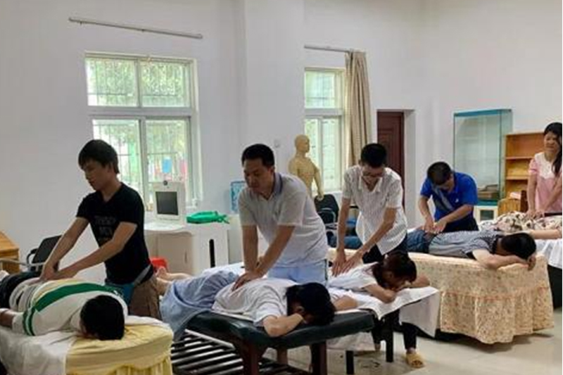 学员参加资格考试前的模拟操作